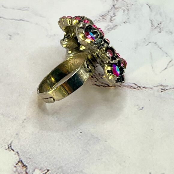 Set of 8 silver tone and pink rhinestone rings - Picture 13 of 15